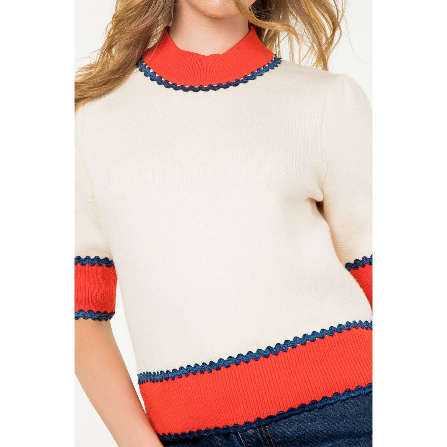 Short Sleeve Colorblock Knit Top