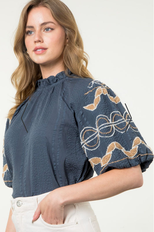 EMB Puff Sleeve Blouse