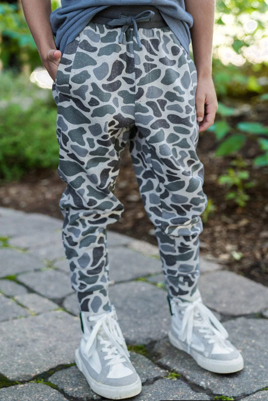 Boys Fleece Jogger- Deer Camo