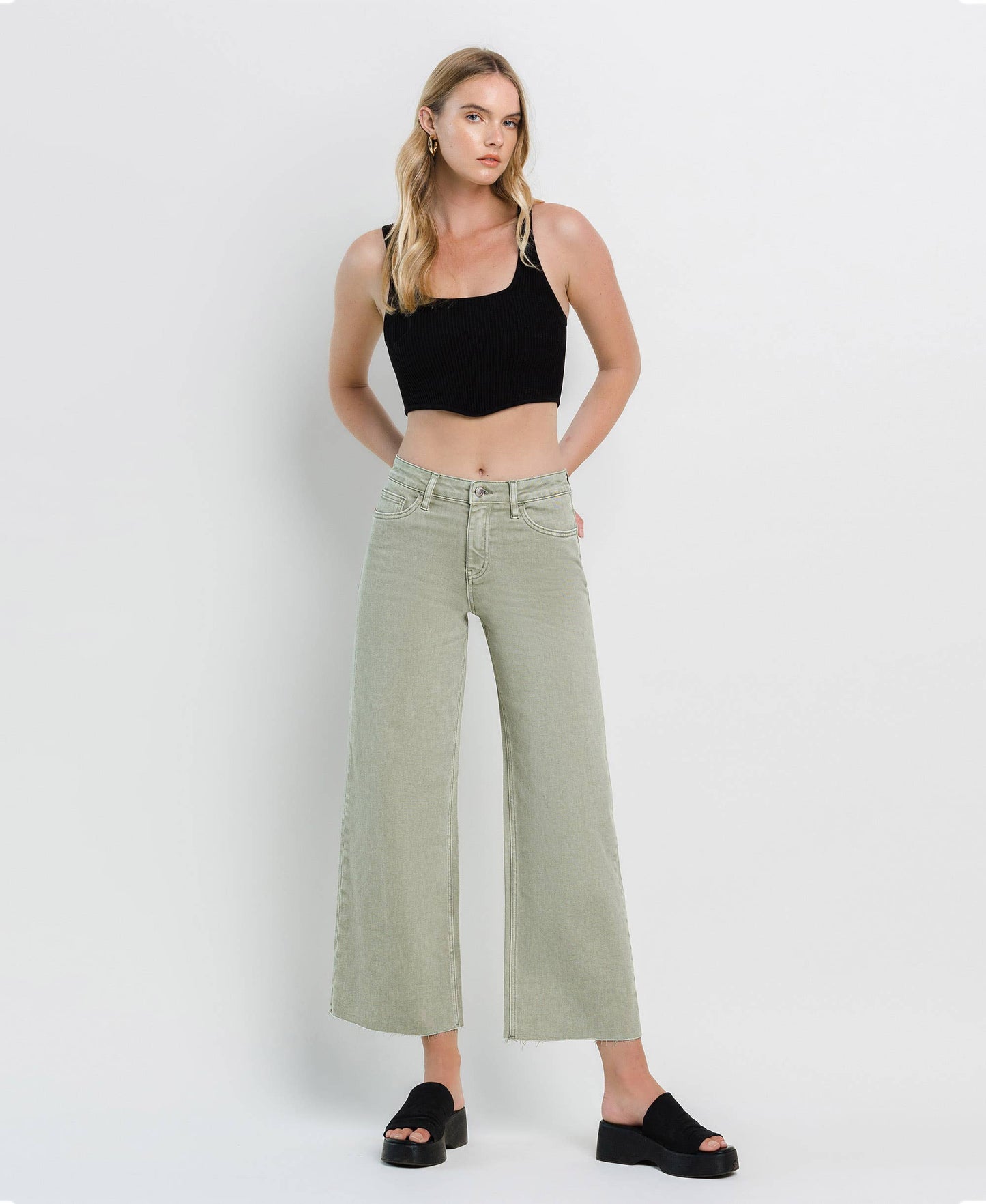 HIGH RISE WIDE LEG JEANS